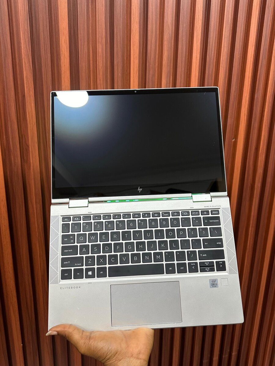 HP LAPTOP