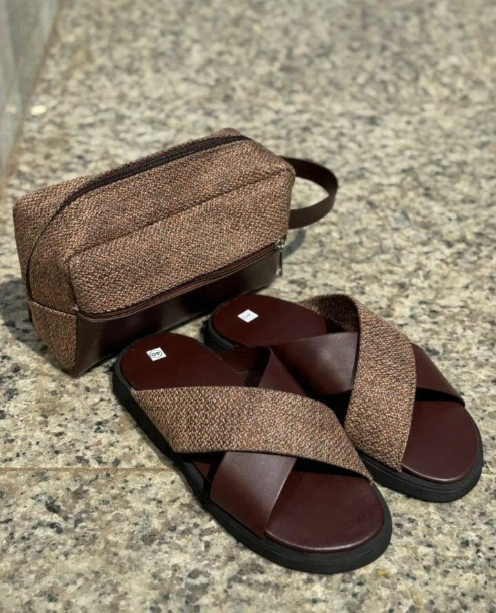 Sandales tissées avec pochette