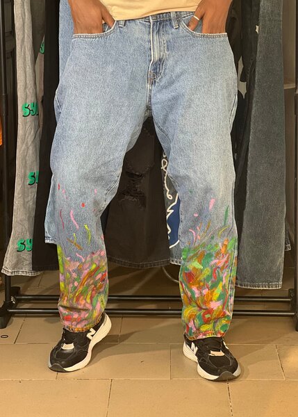 Jean bleu style graffiti