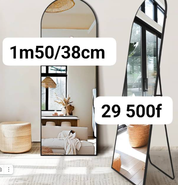 Beau miroir élégant pour votre maison 1m50/38cm