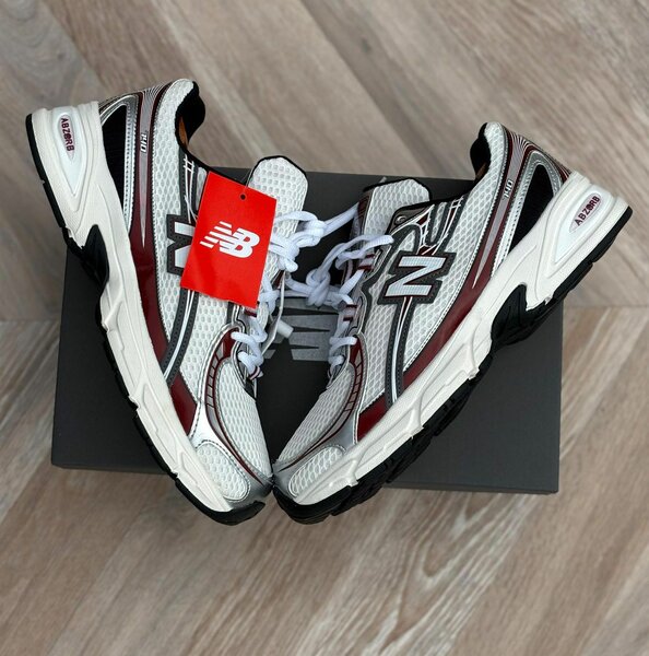 Chaussures  New Balance 740