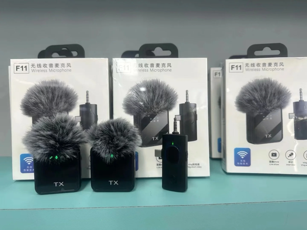 Microphone sans fil F11