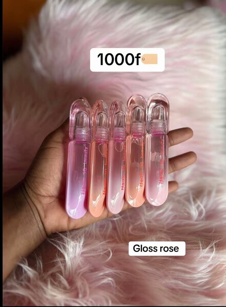 Gloss,glow lip oil karité