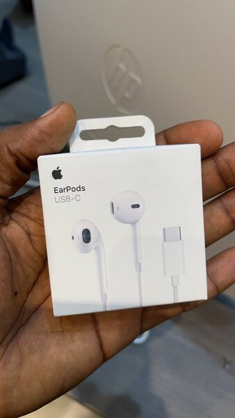 EarPods Type-C