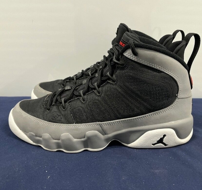 Air Jordan 9