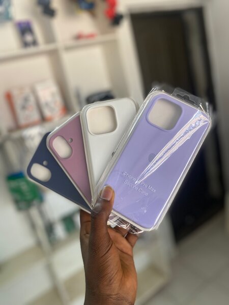 Coque iPhone 16 silicone