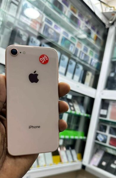 iPhone 8 64GB Or Reconditionné