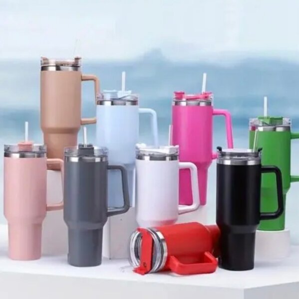 Gobelet Isotherme avec Paille