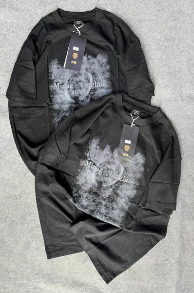 T-shirts unisex noirs imprimés