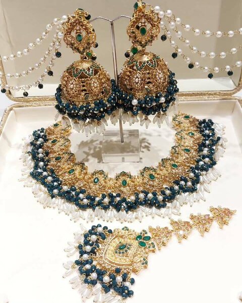 Beautiful kundan set