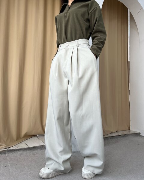 Женские белые классические брюки