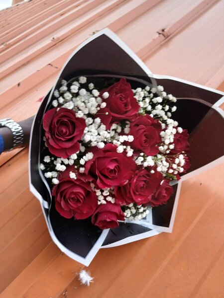 Bouquet de roses rouges élégantes