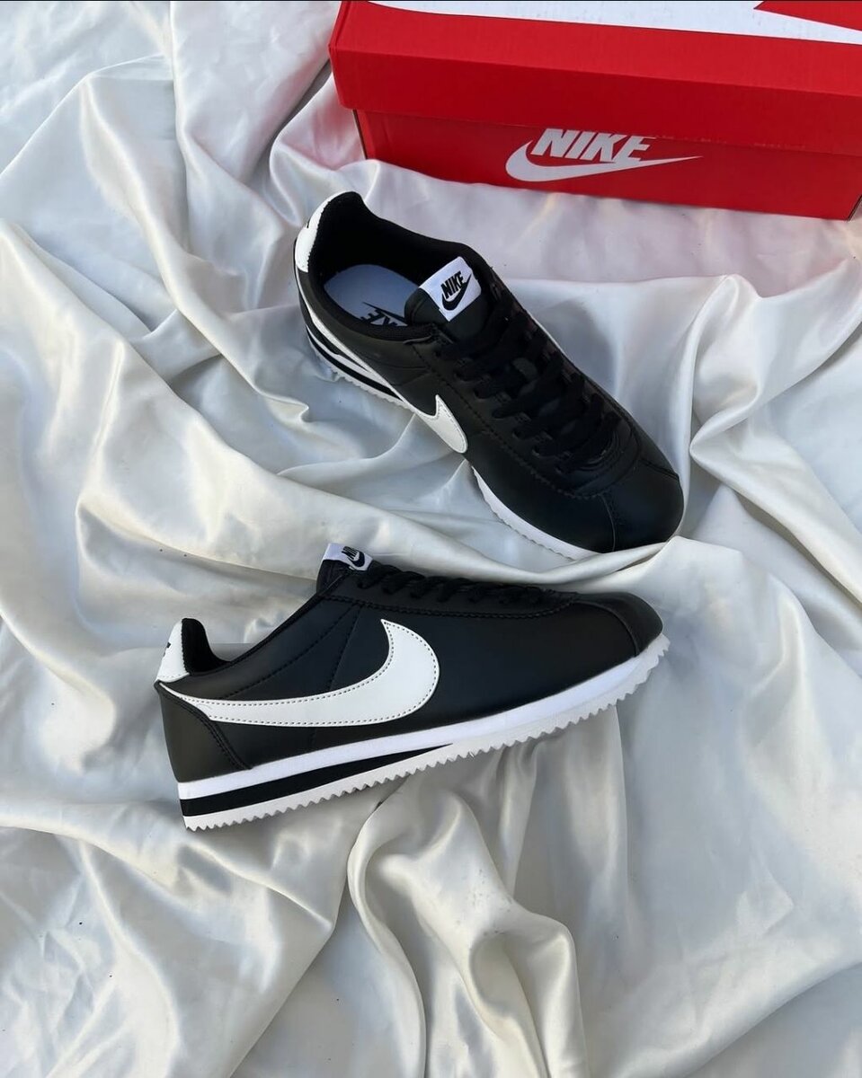 Chaussures Nike Cortez Femme