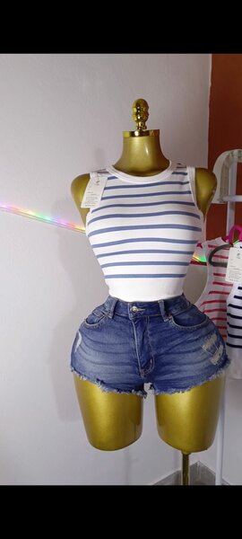 Top rayé sans manches femme