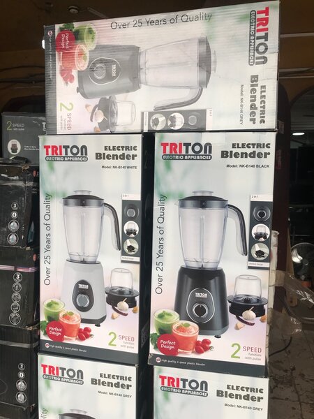Triton Electric Blender with grinder from UK