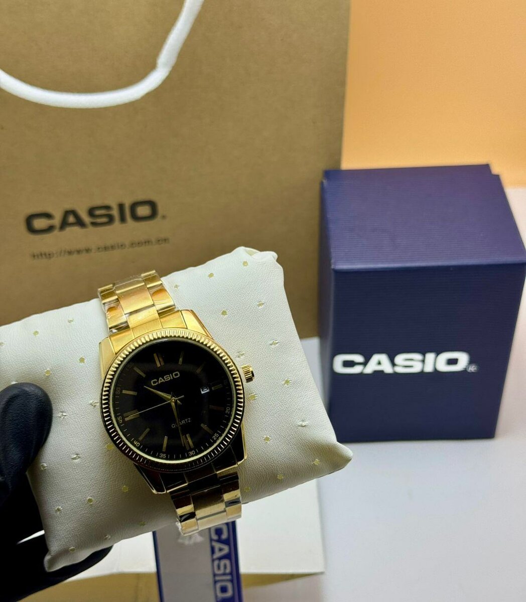 Montre luxe HOMME Casio