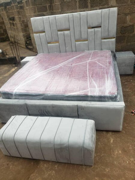 Queen size bed with two side drawers mattress ottoman