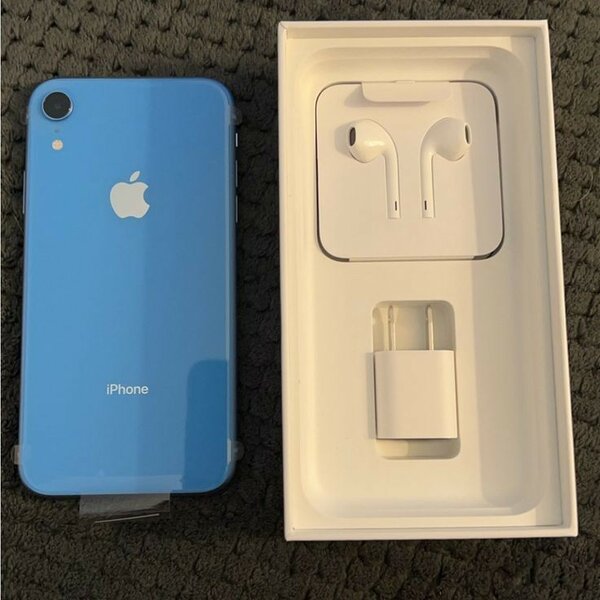 iPhone XR