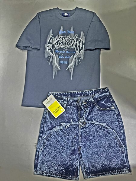 T-shirt et short en jean décontracté