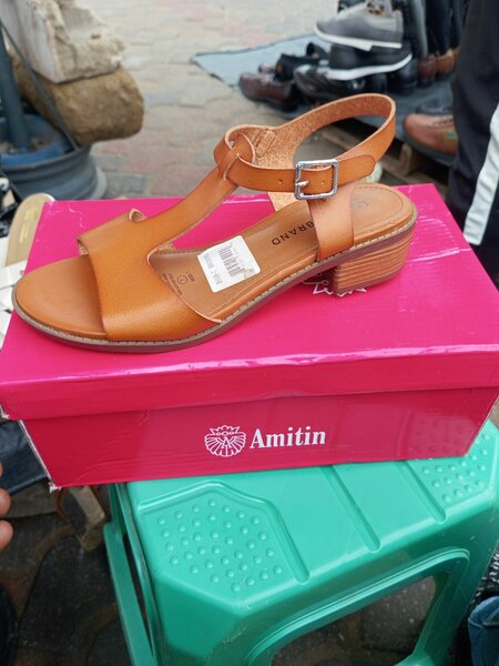 Sandales élégantes Amitin