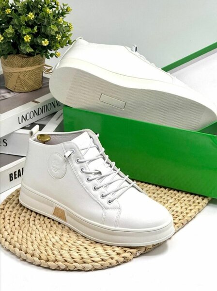 TIMBERLAND ALL WHITE
