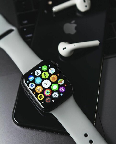 Bracelet and pocket wt