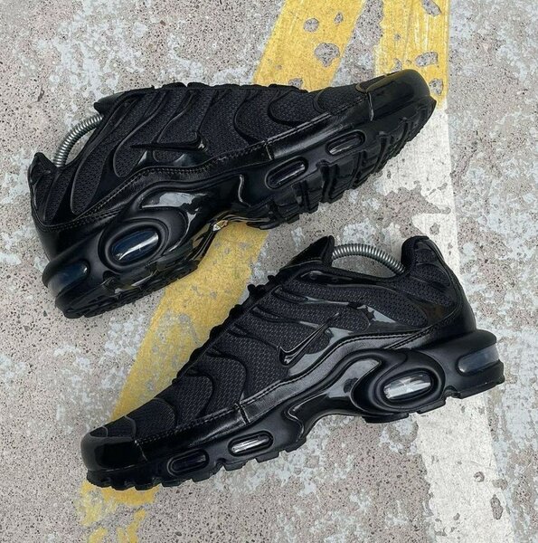 Basket Nike TN