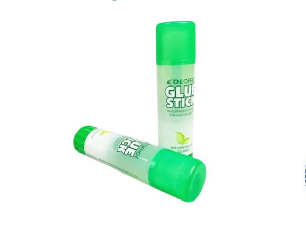 Bâton de colle écologique