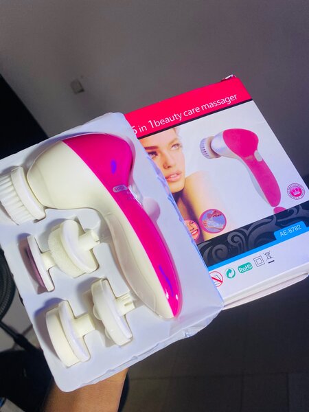 5in1 facial massager and wash set to smoothen out wrinkles.