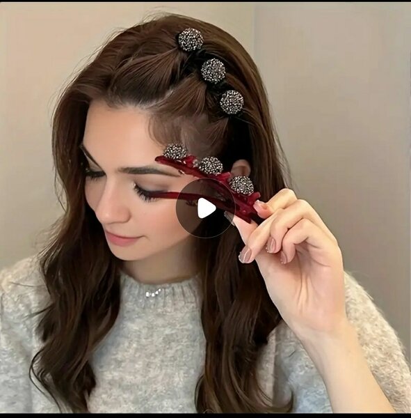 Hair clip in new style.. Korean style