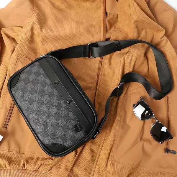 Sac bandoulière homme élégant