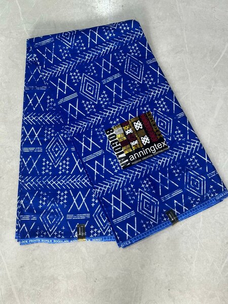 Des Pagnes Bogolan bleu