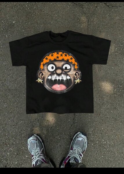 T-shirt graphique tendance