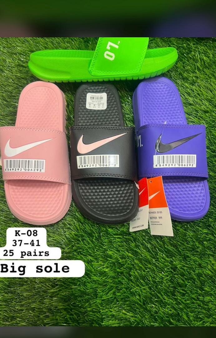 Claquettes colorées unisexes