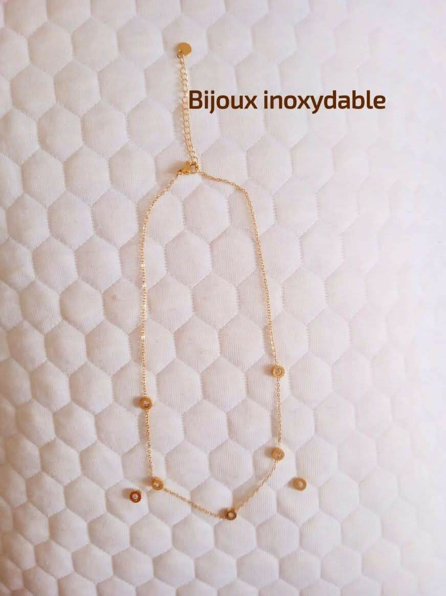 Collier inoxydable élégant