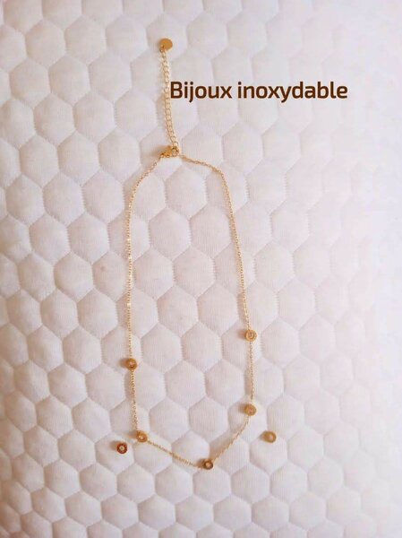 Collier inoxydable élégant