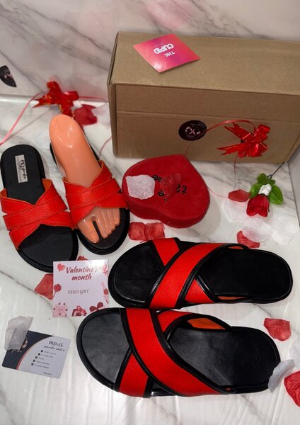 Sandales en couple . Femme 39 homme 44