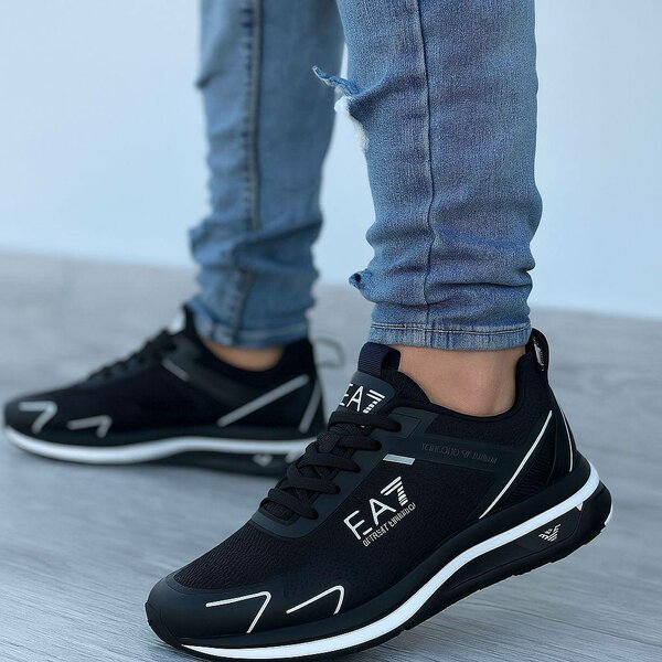 Baskets noires pour hommes légères