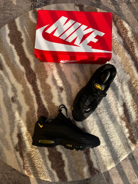 Chaussures Nike Air Max Noir