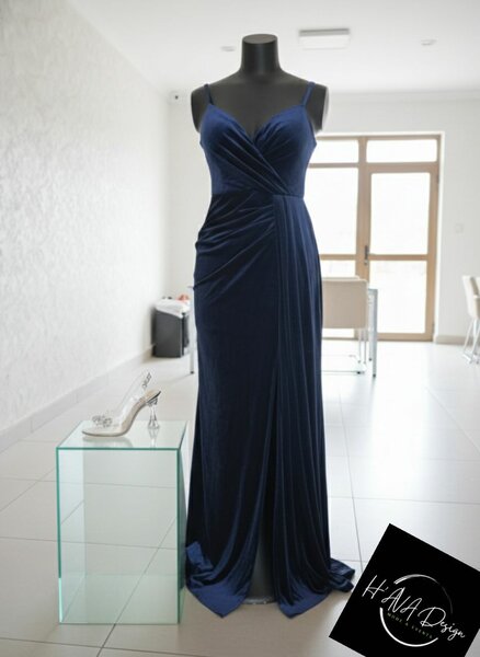 Robe de soirée en velours bleu