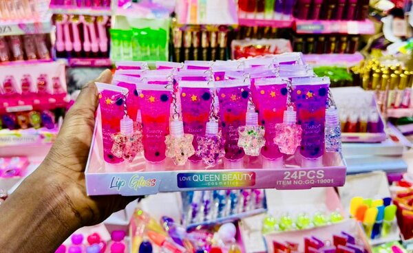 brillants à lèvres pailletés