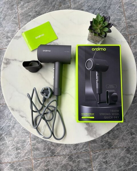 Oraimo 1800w smart hair dryer