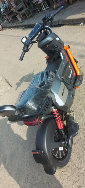 Scooter électrique moderne