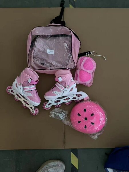 Patins à roulettes rose enfant