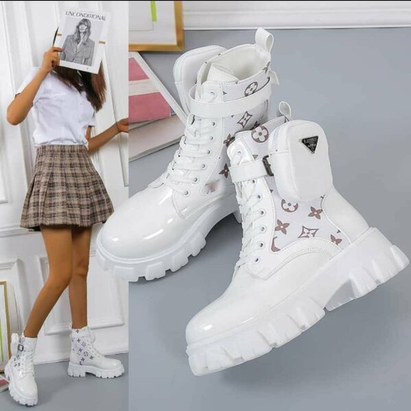 Chaussures originale