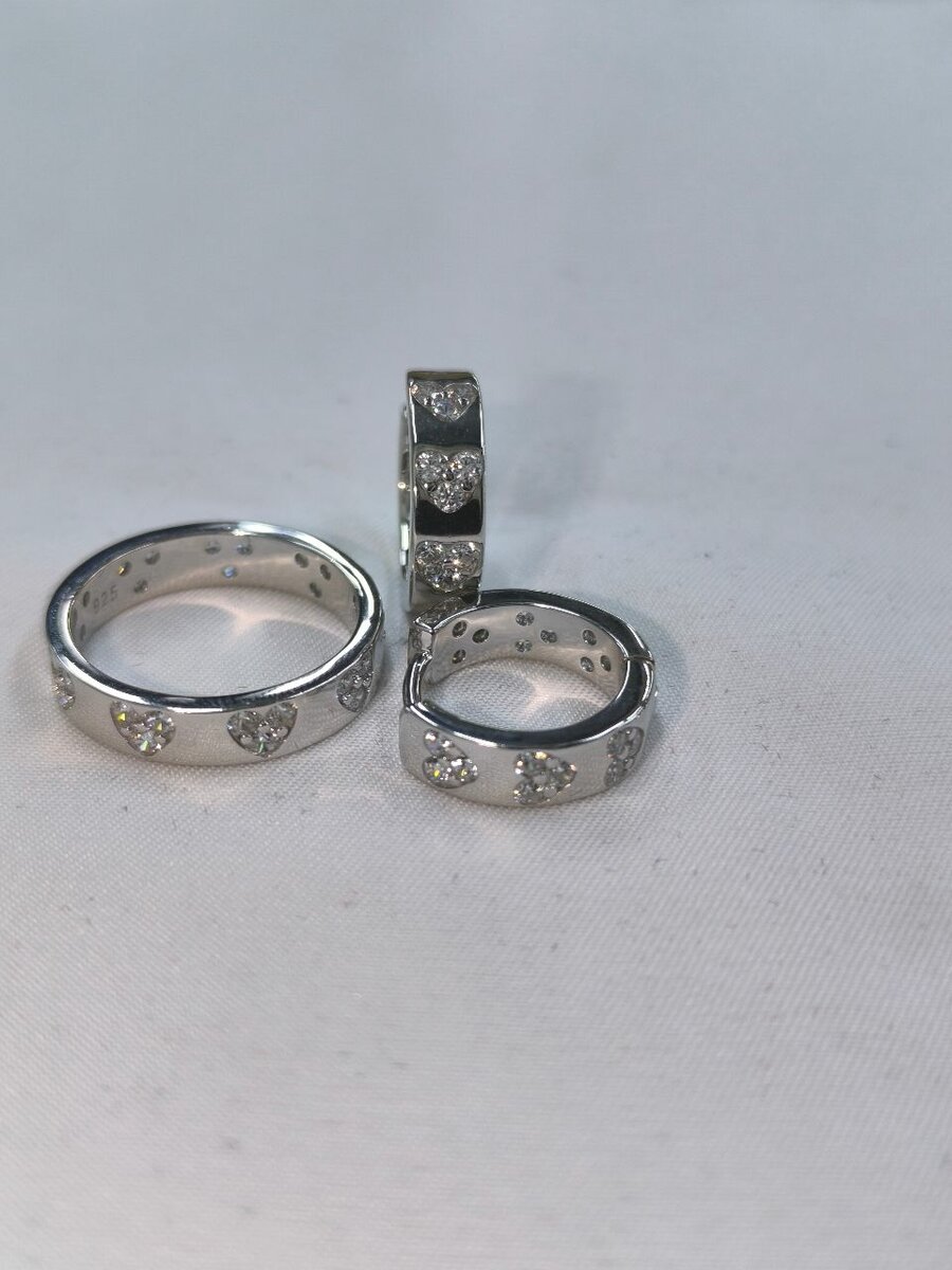 Серебряный комплект