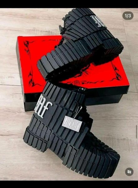 Sandales plateformes noires chics