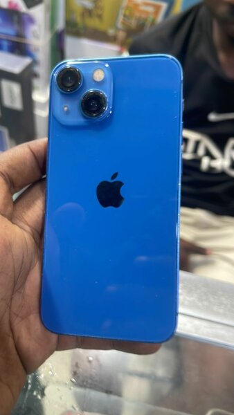 iPhone 13 mini 128G tout passe propre 190.000 Disponible ave