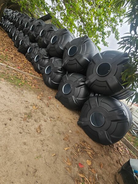 2000 litres Duraplast Watatank