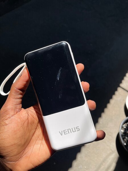 Venus power banks 22000 mAh